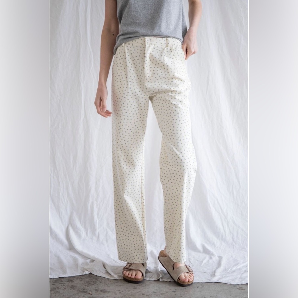 Things between floral Benny pants